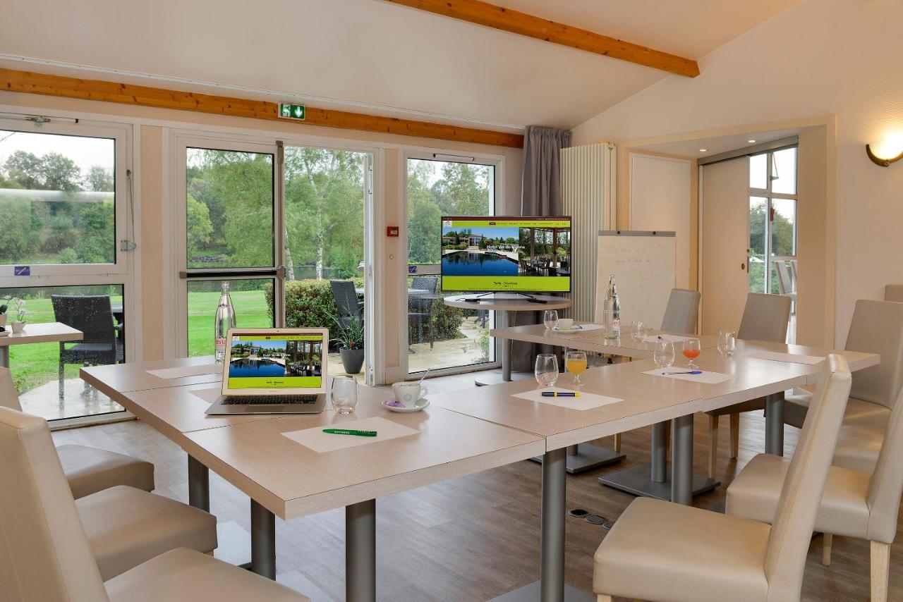 Logis Hotel Val De Vienne Le Vigeant Ngoại thất bức ảnh