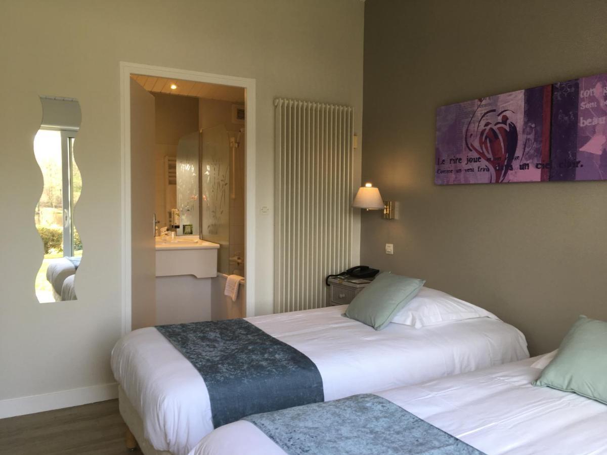 Logis Hotel Val De Vienne Le Vigeant Ngoại thất bức ảnh